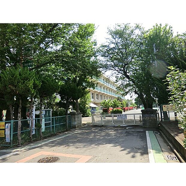 安松小学校