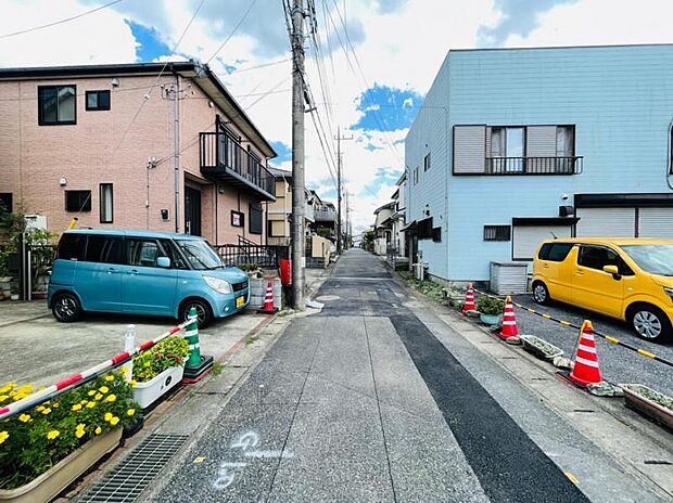 南西道路に面し陽当り良好！