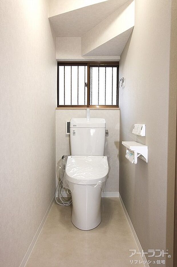 温水洗浄機能付きのトイレを新設しました。