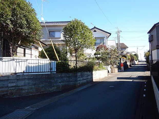 前面道路含む現地写真