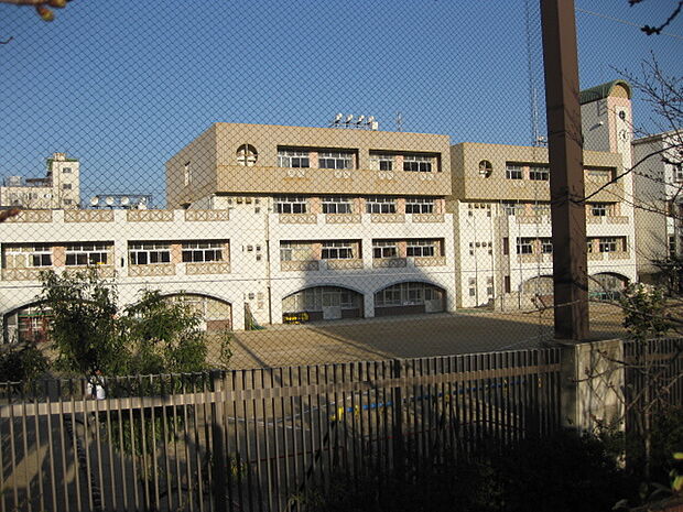神戸市立中央小学校