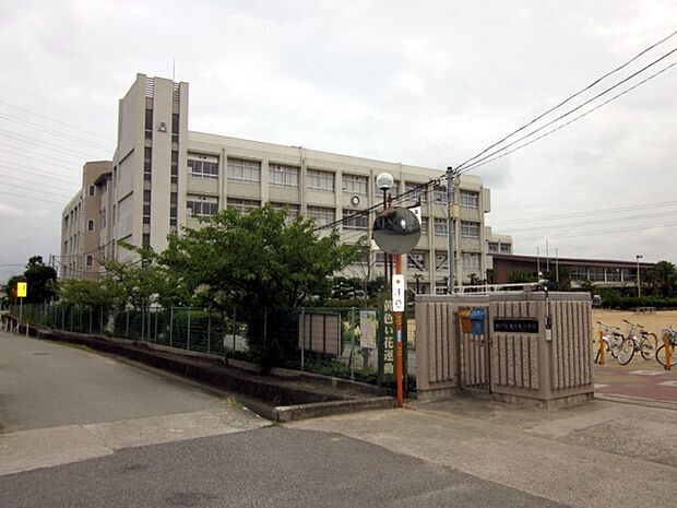 姫路市立大津茂小学校