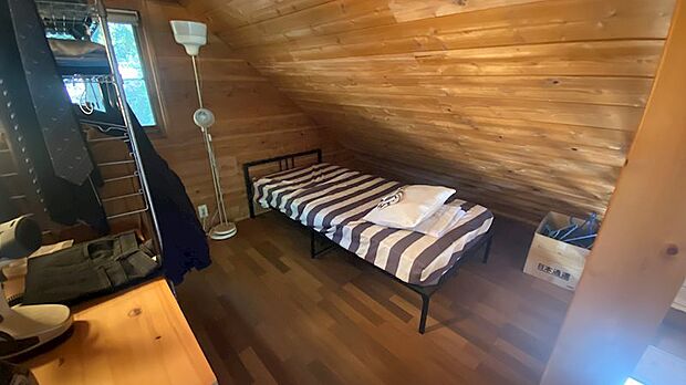 小屋裏空間を利用して、寝室としてご活用。