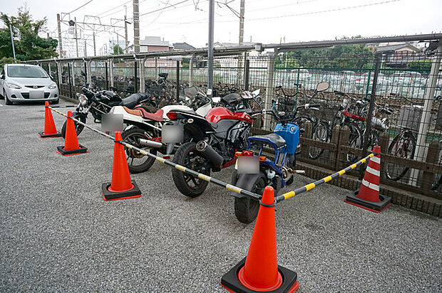 バイク置き場