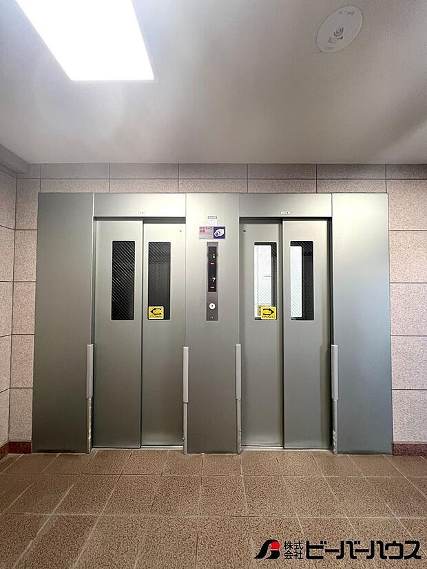 エレベーターは2機あります。