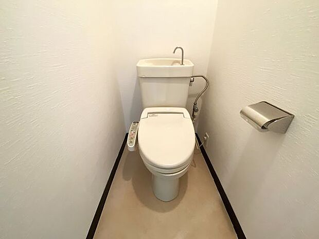 嬉しい温水暖房便座のトイレです