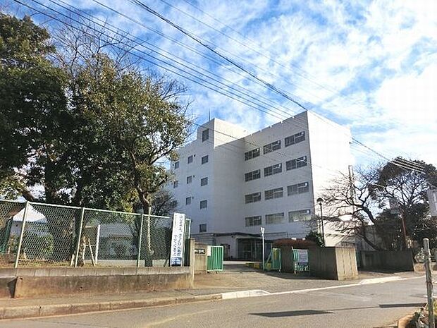 船橋市立飯山満南小学校 徒歩8分。 580m