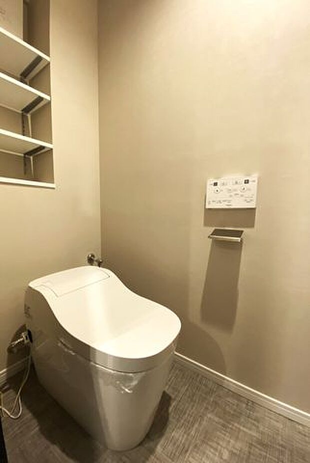 嬉しい温水暖房便座のトイレです