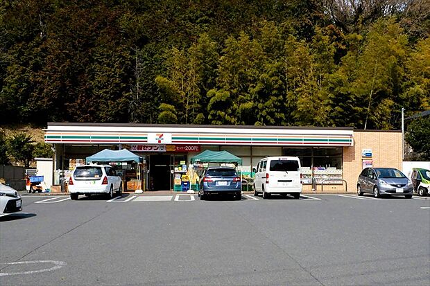 セブンイレブン鎌倉城廻店