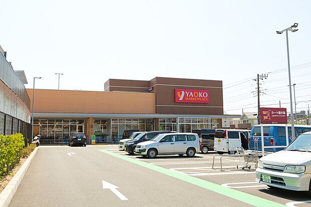 ヤオコー藤沢柄沢店