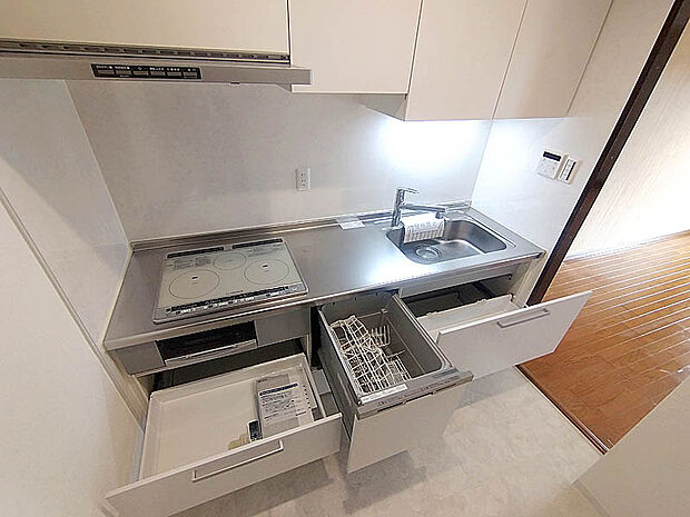 食洗機・ＩＨコンロ付きのシステムキッチン