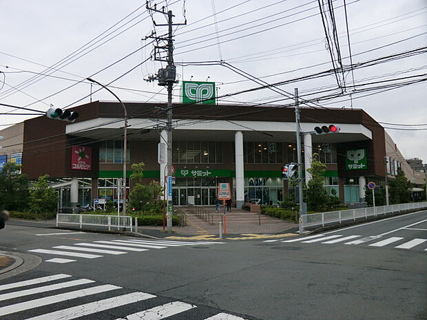 サミットストア横浜岡野店まで約1300ｍ