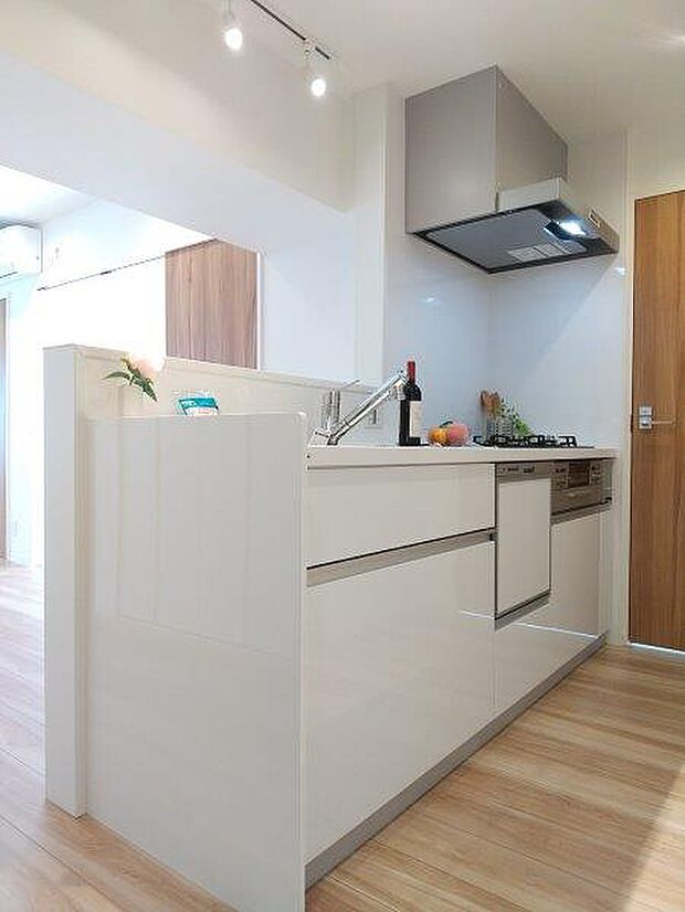 収納・デザイン・最新機能にこだわった魅力満載のキッチンです！ 