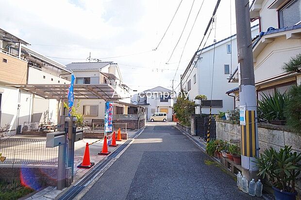 前面道路含む現地写真