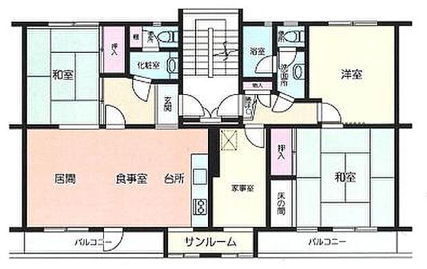 3LDK+サンルーム+家事室で広々