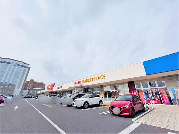 ヤオコー千葉ニュータウン店　徒歩約7分（約551ｍ）