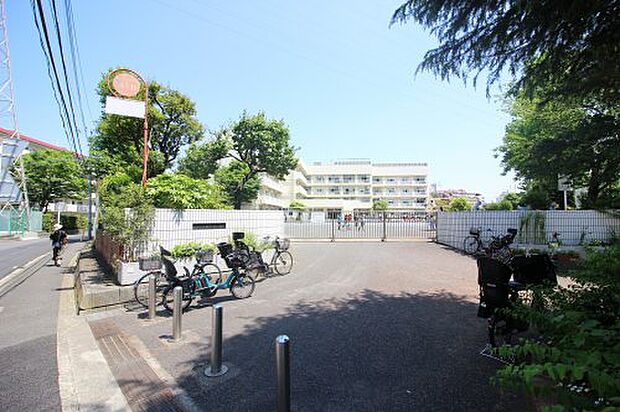 【小学校】瀬戸ヶ谷小学校まで527ｍ