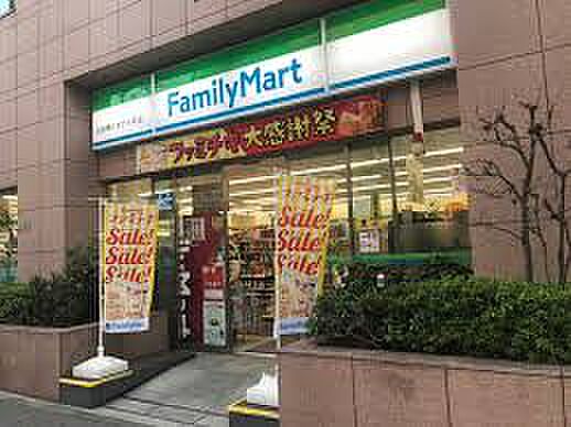 ファミリーマート 日本橋かきがら町店まで112m（徒歩約2分）