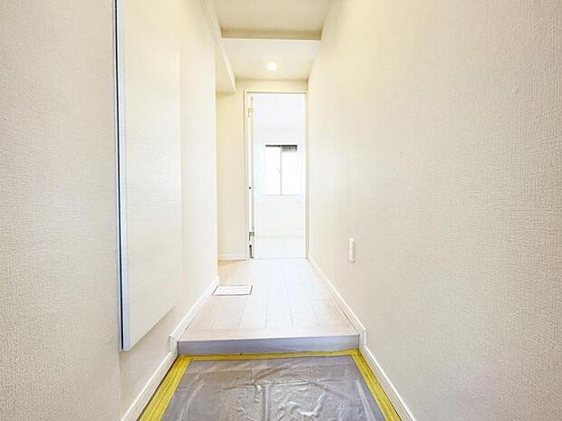 玄関はおうちの第一印象。清潔感あふれる空間を重視した造りになります