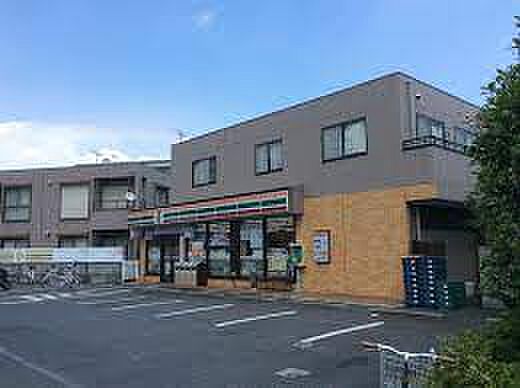 セブンイレブン 江戸川春江町5丁目店まで371m（徒歩約5分）