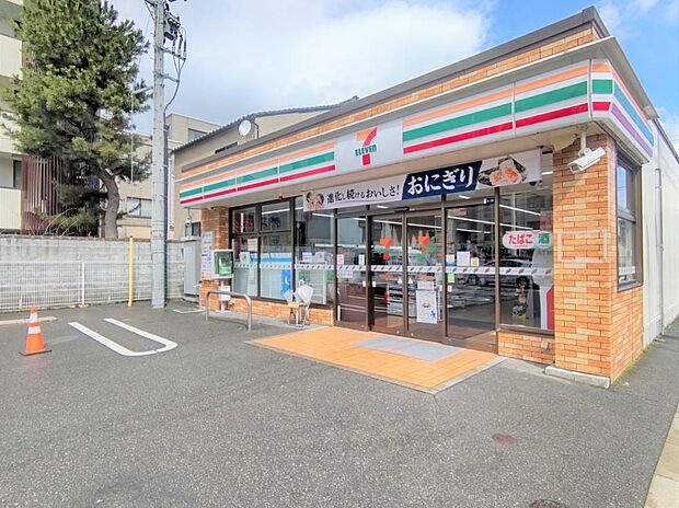 【周辺環境】セブンイレブン新潟明石店様まで約750ｍ（徒歩11分）です。