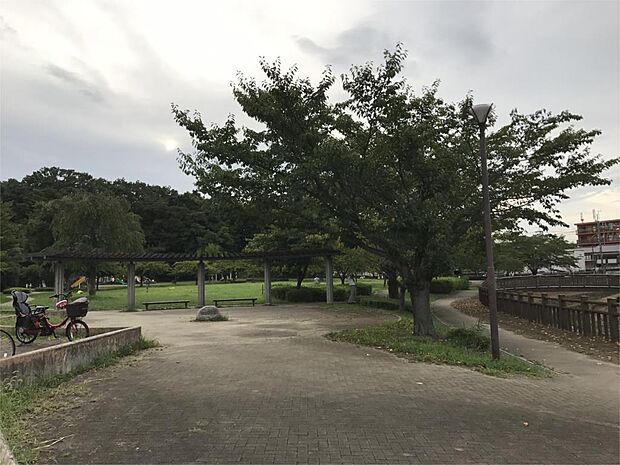 井沼方公園（840m）