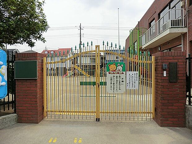 幼稚園・保育園 850m 越谷保育専門学校 附属吉川幼稚園