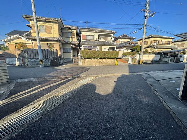 前面道路含む現地写真