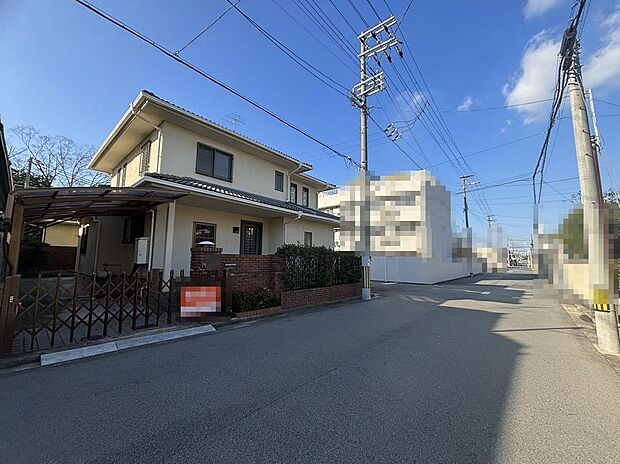 トイレ１階と２階の２ヶ所あります♪忙しい朝や家族の多いご家庭も安心ですね♪