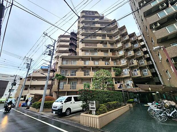 169戸の大きなマンション、管理体制は良好です