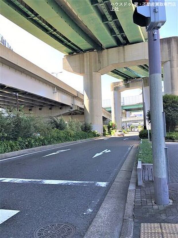 前面道路含む現地写真