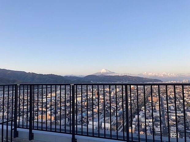 屋上からの富士山