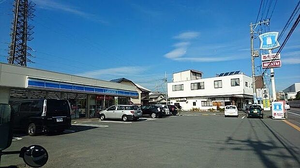 ローソン裾野伊豆島田店 1700m