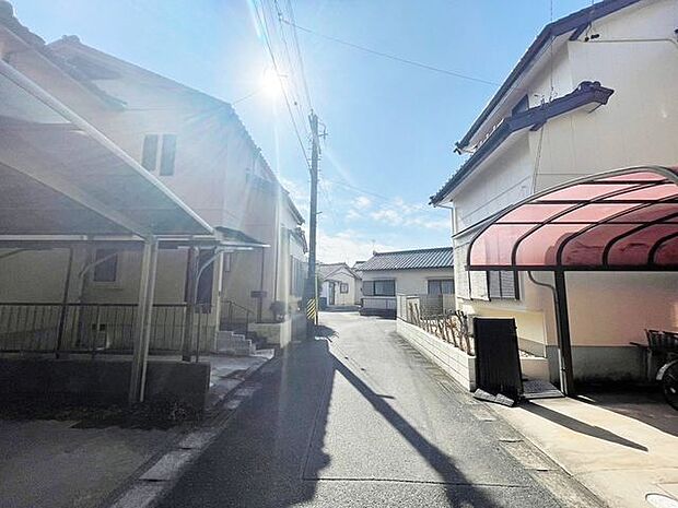 前面道路含む現地写真