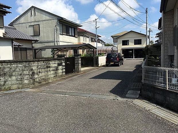 前面道路含む現地写真