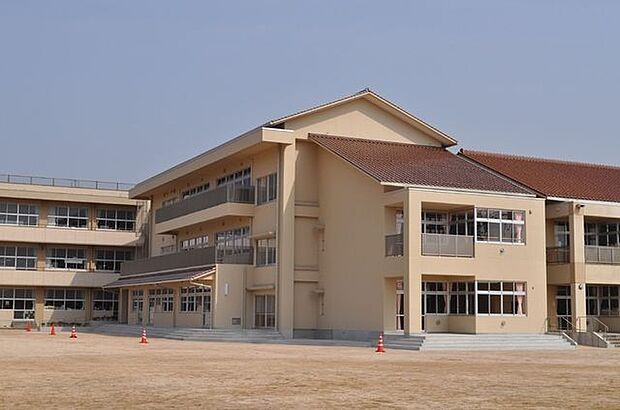 出雲市立北陽小学校出雲市立北陽小学校 2320m