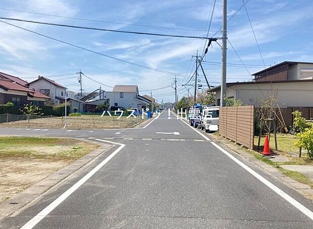 前面道路含む現地写真