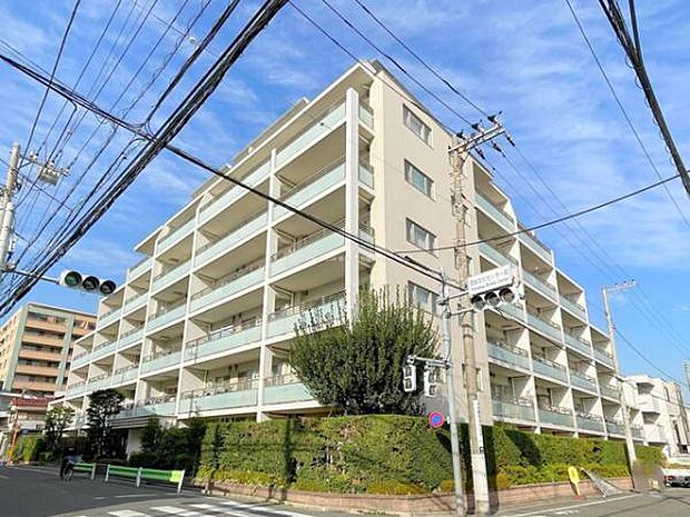 7階建て5階部分の南西向き住戸　大切なペットと一緒に暮らせます　宅配ボックス・オートロック完備　新規内装リフォーム　住宅ローン減税適合物件