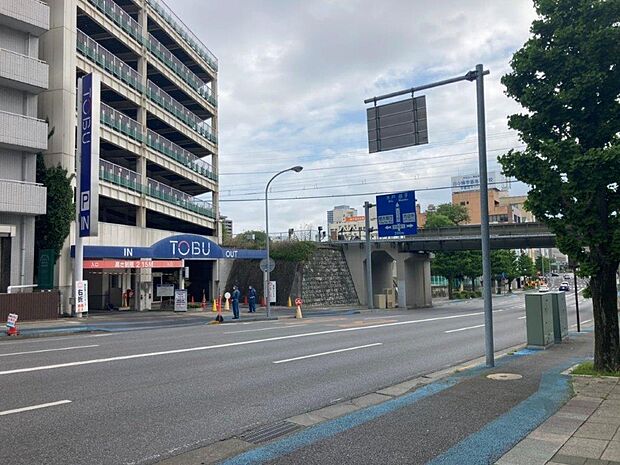 東武デパートが近いですね。