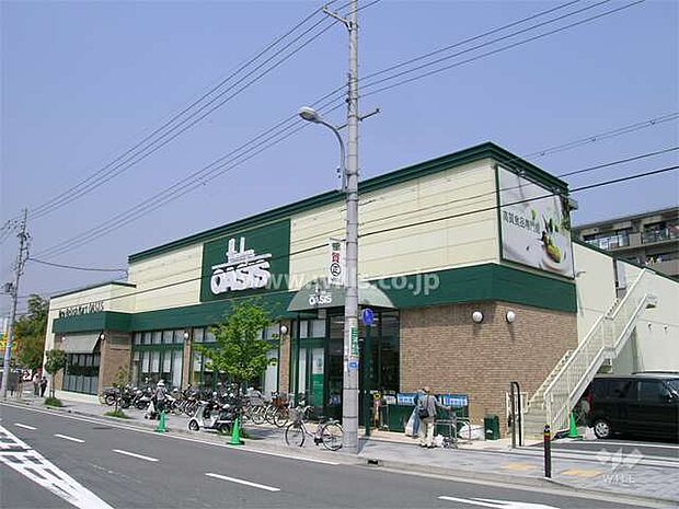 阪急オアシス(豊中少路店)の外観