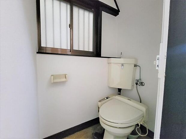 トイレは1階と2階の2カ所に設置！