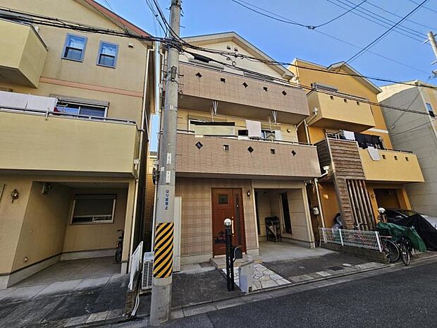 閑静な住宅地で小さなお子様がいるご家族にも安心