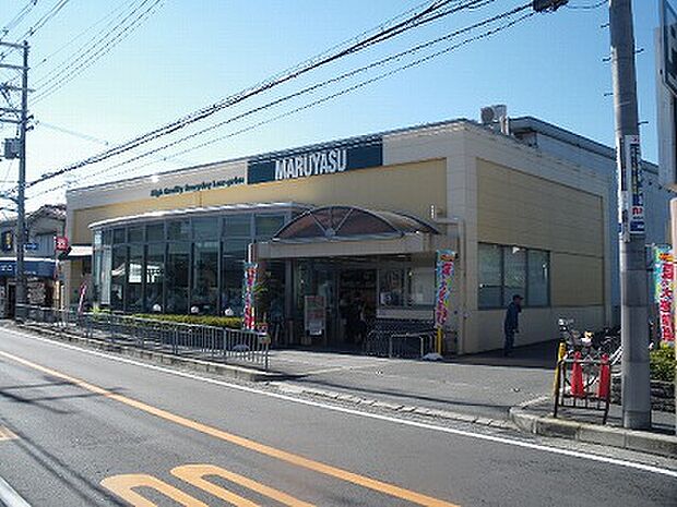 マルヤス 茨木店（763m）