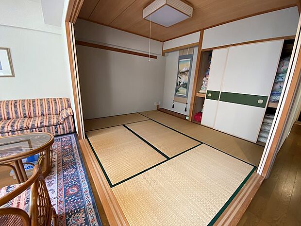 【和室】6畳の利用しやすい和室です。