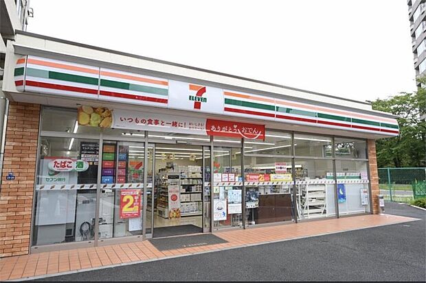 セブンイレブン 西早稲田1丁目新目白通り店（98m）