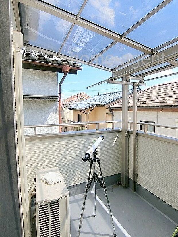 あると便利な屋根付きバルコニー