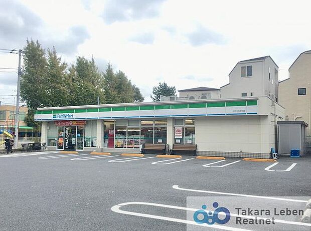 ファミリーマート浮間中央通り店 徒歩5分。 400m