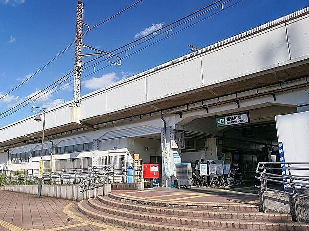 西浦和駅(JR東日本 武蔵野線) 徒歩8分。 640m