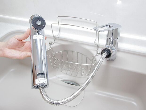 【同仕様写真】水栓はシャワーホースタイプになっております。