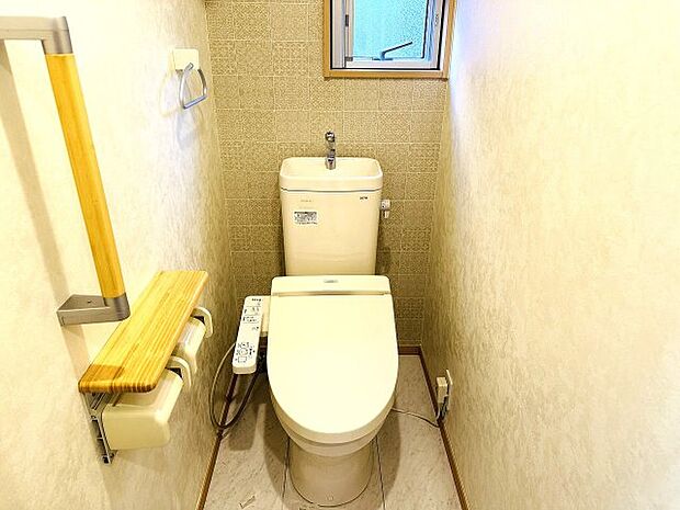 〜暖房温水洗浄機能付きトイレ　冬場は特に嬉しい機能ですね〜